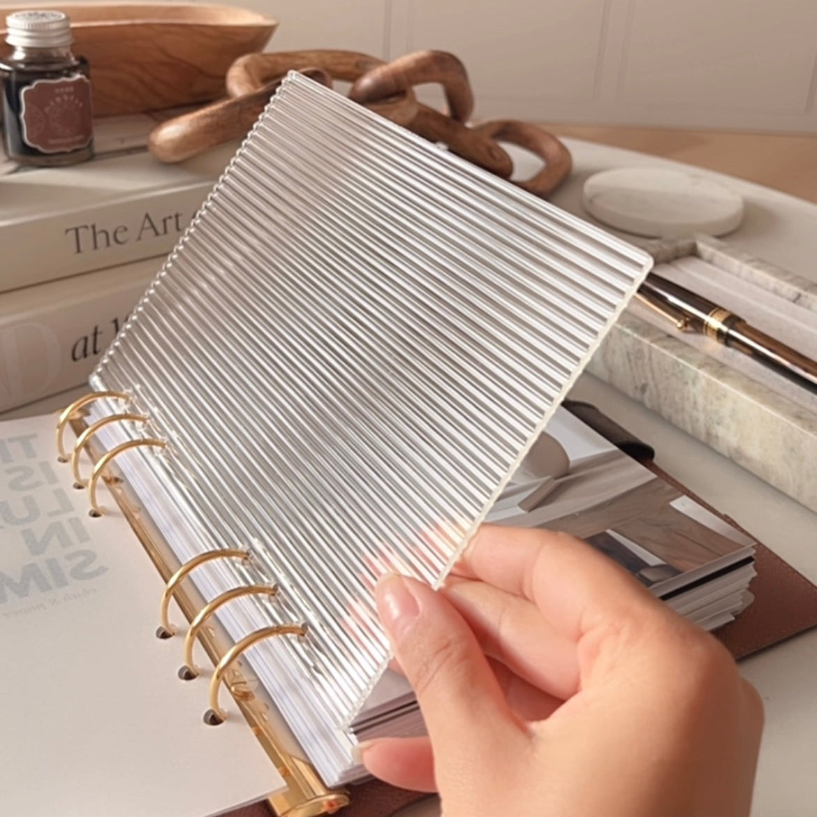 Ribbed Acrylic Dashboard