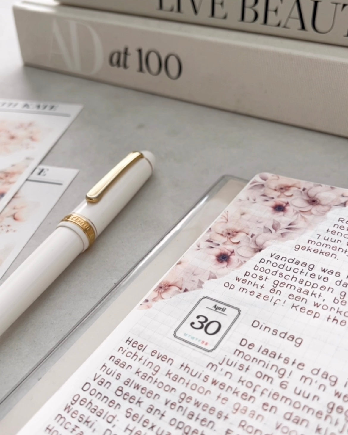 Beige Dream - Elegant Botanical Stickers