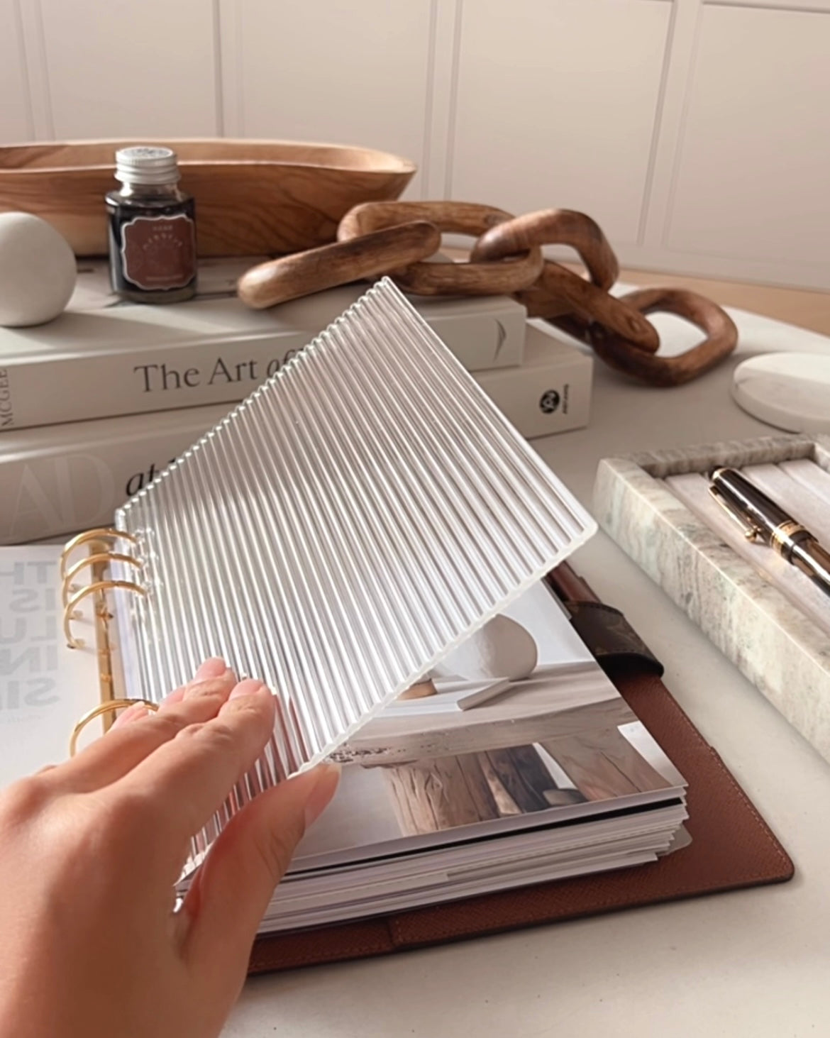 Ribbed Acrylic Dashboard